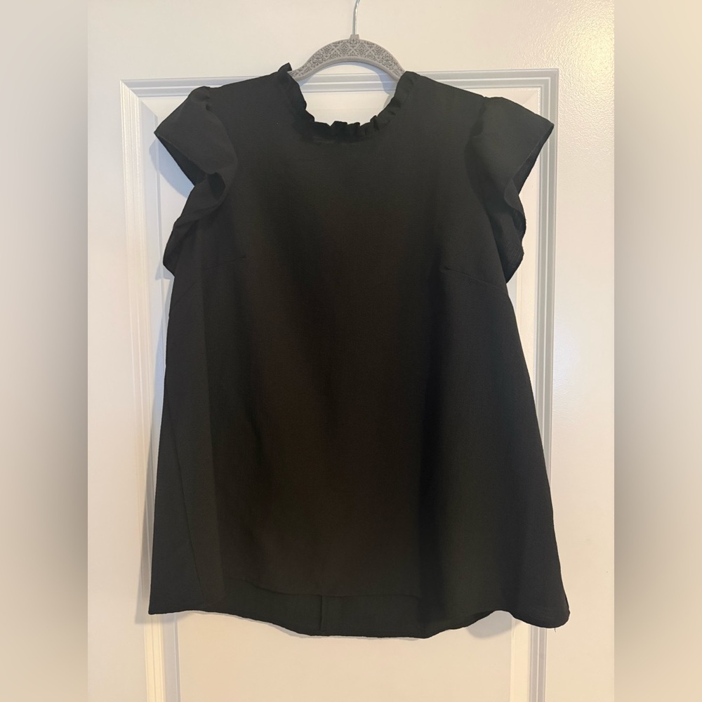 SHEIN Black Ruffle Sleeve Blouse